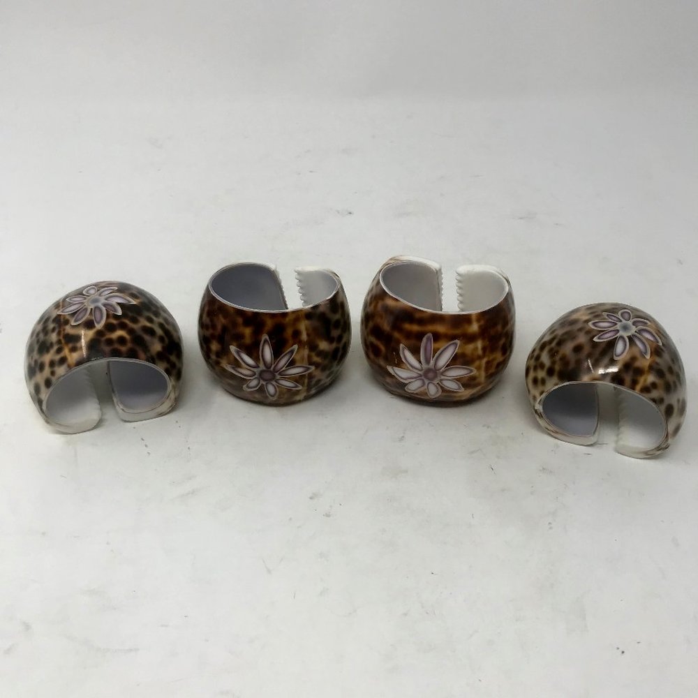 Cowrie Tiger Sea Shell Napkin Rings Holders w/ Daisy Cut-Outs Floral Nautical